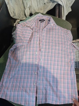 Рубашки мужские сортированные одного качества оптом на развес.