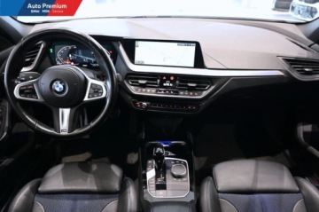 BMW Seria 1 F40 2023 BMW Seria 1 118iFV23Fotel SportowyReflektory LEDModel M Sport 1.5, zdjęcie 13