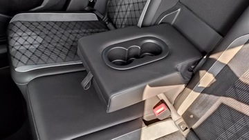 Volkswagen Tiguan II SUV Facelifting 2.0 TSI 190KM 2022 Volkswagen Tiguan R-line 2.0TSI 190KM 4x4 DSG Navi, zdjęcie 33