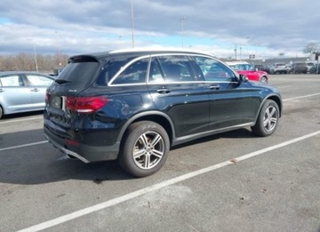 Mercedes GLC C254/X254 2022 Mercedes-Benz GLC 2022, 2.0L, 4x4, od ubezpieczalni, zdjęcie 7