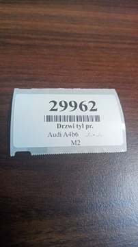 AUDI A4 B6 KOMBI DVEŘE PRAVÝ ZADNÍ