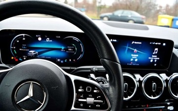 Mercedes Klasa B W247 Sports Tourer 2.0 B200d 150KM 2019 Mercedes-Benz Klasa B 2.0 Diesel Full Led Asystent Hej Mercedes, zdjęcie 12