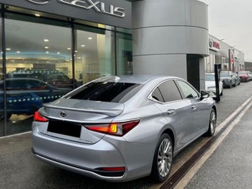 Lexus ES VII (XV70) Sedan Facelifting 300h 218KM 2025 Od ręki - 300h Omotenashi 2.5 E-CVT 218KM | Kamera 360!, zdjęcie 4