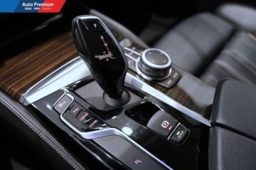 BMW Seria 5 G30-G31 Limuzyna 520d 190KM 2019 BMW Seria 5 520d xDriveFV23Adaptacyjne Reflektory LEDFotel Sportowy 2.0, zdjęcie 5