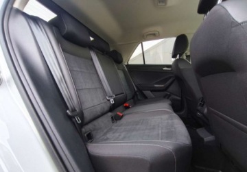 Volkswagen T-Roc I SUV Facelifting 1.5 TSI ACT 150KM 2022 Volkswagen T-Roc Style Pakiety, LED Matrix, ACC, Podgrzewane fotele i kie, zdjęcie 8