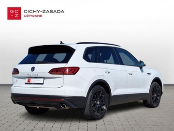 Volkswagen Touareg III 2020 Volkswagen Touareg SalonPL TDI 231KM 4x4 Automat Hak Matrix Kamera Navi Sk, zdjęcie 4