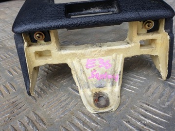 BMW E36 SEDAN KOMBI KONZOLA STŘEDNÍ  ZVEDÁK