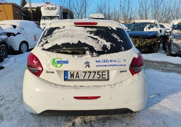 Peugeot 208 I 2016 Peugeot 208 2016r, 1.2 Benzyna. Lekko uszkodzony prawy przod. Jezdzi. 1.2, zdjęcie 16