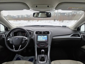 Ford Mondeo V Liftback 1.5 EcoBoost 160KM 2017 FORD MONDEO 1.5l 160KM*TITANIUM Salon PL Serwisowany w ASO 1 Właściciel, zdjęcie 9