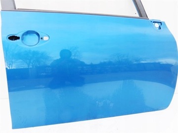 DVEŘE PŘEDNÍ PRAVÉ TOYOTA AURIS I 5D 06-12R 8S6