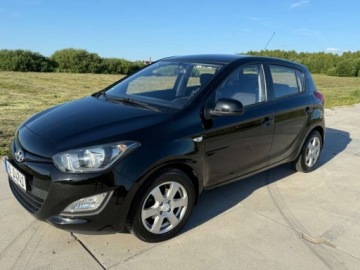 Hyundai i20 I Hatchback 5d Facelifting 1.4 CVVT 100KM 2015 Hyundai i20 Piekny i 20 1.3benzyna klimatronic 1.2 Benzyna 84KM, zdjęcie 8