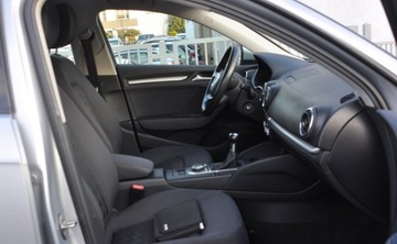 Audi A3 8V 2015 Audi A3 Sportback A4 8V SPORTBACK 1.6TDI Style Alu Navi LED 154tys.km 1.6, zdjęcie 4