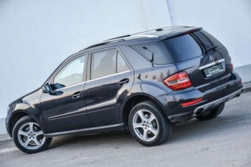 Mercedes Klasa M W164 Off-roader Facelifting 3.0 V6 (300 CDI BlueEFFICIENCY) 204KM 2011 Mercedes-Benz ML MERCEDES ML 300 CDI 4-MATIC GRAND-EDITION Xenon Skory Gwa, zdjęcie 9