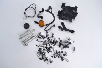 Śruby stelaż wypełnienie HONDA CBR 650 R 24-25