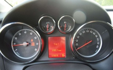 Opel Astra J Hatchback 5d 1.4 Turbo ECOTEC 140KM 2011 Opel Astra 1.4B Klima Navi DVD 2 Kpl Kol Sprowadzony Oplacony 1.4, zdjęcie 31