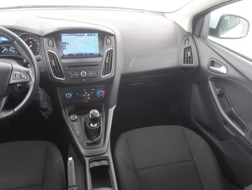 Ford Focus III Hatchback 5d facelifting 1.5 TDCi 95KM 2015 Ford Focus 1.5 TDCi, Salon Polska, Serwis ASO, zdjęcie 7
