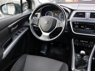 Suzuki SX4 I Sedan 1.6 VVT 120KM 2013 Suzuki SX4 S-Cross 1.6 VVT, Salon Polska, zdjęcie 6