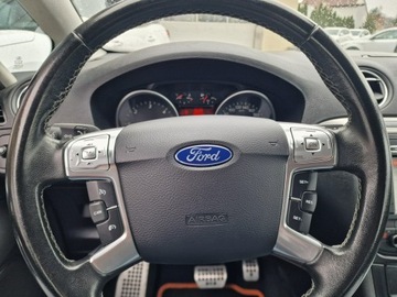 Ford S-Max I Van Facelifting 2.0 Duratorq TDCi DPF 140KM 2014 Ford S-Max Bi-Xenon Automat Ledy Navi Parktronic, zdjęcie 31