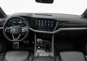 Volkswagen Touareg III SUV 3.0 V6 SCR TDI 286KM 2023 Volkswagen Touareg 3.0 Diesel 285KM, zdjęcie 14