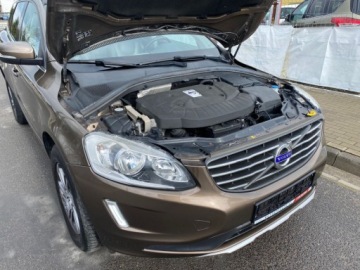 Volvo XC60 I SUV Facelifting 2.0 D3 DRIVE-E 150KM 2015 Volvo XC 60 LEDY SKORY PARKTRONIC NAWIGACJA KLIMATYZACJA HAK HOLOWNICZY, zdjęcie 18