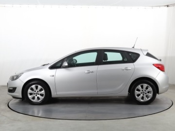 Opel Astra J GTC 1.7 CDTI ECOTEC 110KM 2014 Opel Astra 1.7 CDTI, Salon Polska, Serwis ASO, zdjęcie 2