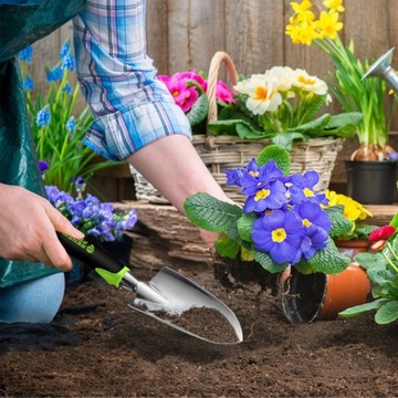 НАБОР САДОВОГО ИНСТРУМЕНТА ЛОПАТА ГРАБЛИ КОГТИ