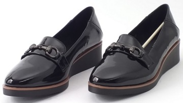 МОКАСИНЫ НА НИЗКОМ КАБЛУКЕ ЧЕРНЫЕ ЛАКИРОВАННЫЕ VINCEZA 37