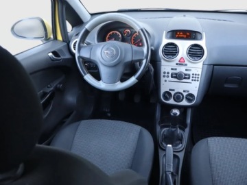Opel Corsa D Hatchback 1.2 Twinport ECOTEC 70KM 2010 Opel Corsa 1.2 , El. szyby, zdjęcie 6
