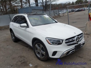 Mercedes GLC C253 2021 Mercedes-Benz GLC 2021 MERCEDES-BENZ GLC 300 4MATIC SUV 2.0 Benzyna 255KM