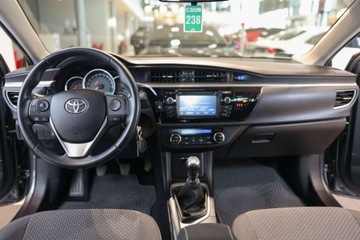 Toyota Corolla X Sedan Facelifting 1.6 Valvematic 132KM 2014 Toyota Corolla 1.6 Premium 1.6 Benzyna 132KM, zdjęcie 5