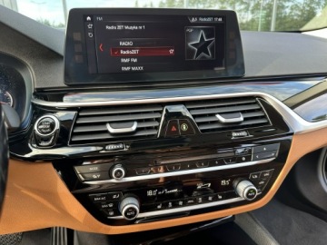 BMW Seria 5 F10-F11 Touring Facelifting 520d 190KM 2017 BMW 520 8xAlu Full LED El.klapa Skóra Asystent, zdjęcie 20