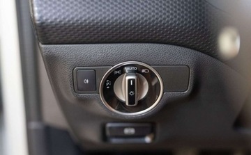 Mercedes Klasa A W176 Hatchback 5d Facelifting 180 122KM 2017 Mercedes-Benz Klasa A 180 Style 1.6 Benzyna 122KM, zdjęcie 10