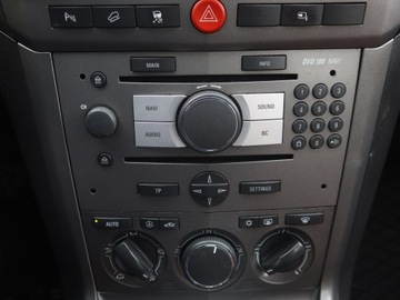 Opel Antara SUV 3.2 V6 ECOTEC 227KM 2007 Opel Antara 3.2 V6, Salon Polska, 4X4, Automat, zdjęcie 12