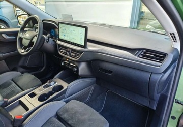 Ford Kuga III SUV Facelifting 2.5 FHEV 180KM 2024 Ford Kuga Ford Kuga 2.5 FHEV FWD Active X eCVT 2.5 Hybryda 180KM, zdjęcie 3