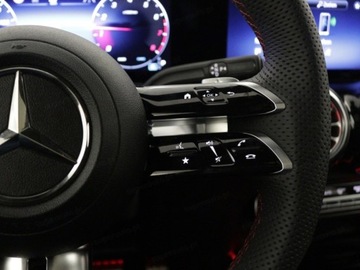 Mercedes GLB SUV 1.3 200 163KM 2025 MERCEDES-BENZ GLB 200 AMG Line Suv 1.3 163KM 2025, zdjęcie 9