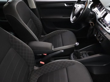 Skoda Fabia III Kombi 1.0 TSI 110KM 2018 Skoda Fabia 1.0 TSI, Salon Polska, Serwis ASO, zdjęcie 8