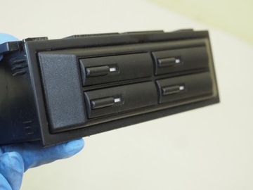 VW Bora Golf IV КАССЕТНЫЙ ПАНЕЛИ 1J0857058B
