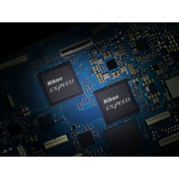 Нательная камера Nikon Z6 II