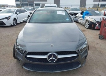 Mercedes Klasa A W177/V177 Sedan 2.0 220 190KM 2019 Mercedes-Benz Klasa A MERCEDES-BENZ A 220 4MATIC 2.0 Benzyna 191KM, zdjęcie 7