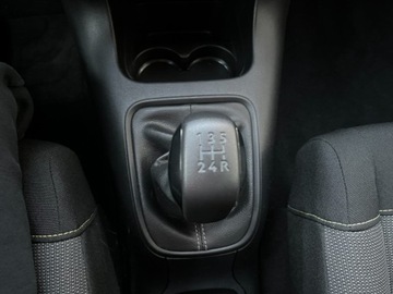 Citroen C3 III Hatchback Facelifting 1.2 PureTech 83KM 2022 Citroen C3 1.2 benzyna 83 KM 7477 km zarej w PL zadbany mozliwa zamia, zdjęcie 20