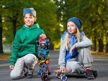 ДЕТСКИЙ СКЕЙТБОРД FISZKA, СВЕТЯЩИЕСЯ СВЕТОДИОДНЫЕ КОЛЕСА, 56 СМ, SOLID GRAFITTI ABEC-7