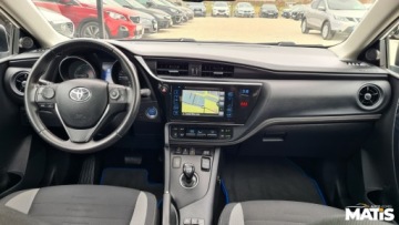 Toyota Auris II Touring Sports Facelifting 1.8 Hybrid 136KM 2016 Toyota Auris 1.8Hybryda Panorama Navi kamera climatronic 100 bezwypadek, zdjęcie 3