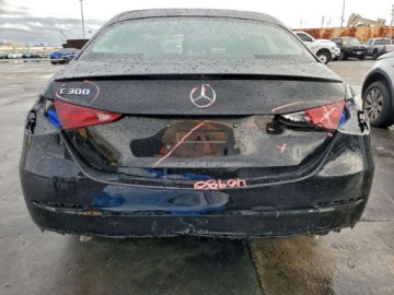 Mercedes Klasa C W206 2022 Mercedes-Benz Klasa C 300 2022 2.0 Benzyna 255KM, zdjęcie 2