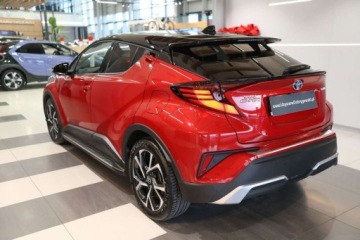 Toyota C-HR I Crossover Facelifting 2.0 Hybrid Dynamic Force 184KM 2019 Toyota C-HR 2.0 Hybrid Selection 2.0 Hybryda 184KM, zdjęcie 32