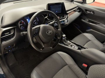 Toyota C-HR I Crossover Facelifting 2.0 Hybrid Dynamic Force 184KM 2023 Toyota C-HR 2.0 Hybrid Style Toyota C-HR 2.0 Style, zdjęcie 9