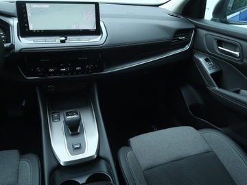 Nissan Qashqai III Crossover 1.3 DIG-T MHEV 158KM 2024 Nissan Qashqai 1.3 DIG-T MHEV, 1. Właściciel, zdjęcie 7