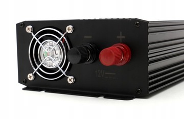 Przetwornica samochodowa napięcie 700W 12V - 230V na USB reduktor napięcia