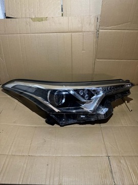 SVĚTLO PRAVÁ PŘEDNÍ LED TOYOTA C-HR CHR 2016-2022