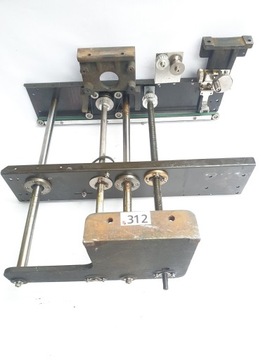 Oś CNC stół śruba trapezowa 33cm robocze NrB312