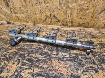 Wtryski listwa wtryskowa 2.0 ECOBOOST MK3 R9DA